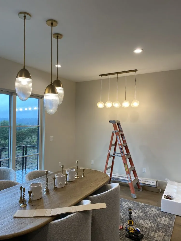 Slide of 423 Electric