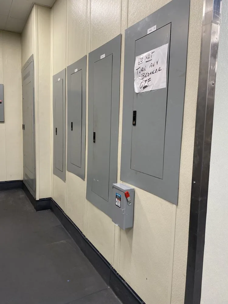 Slide of 423 Electric