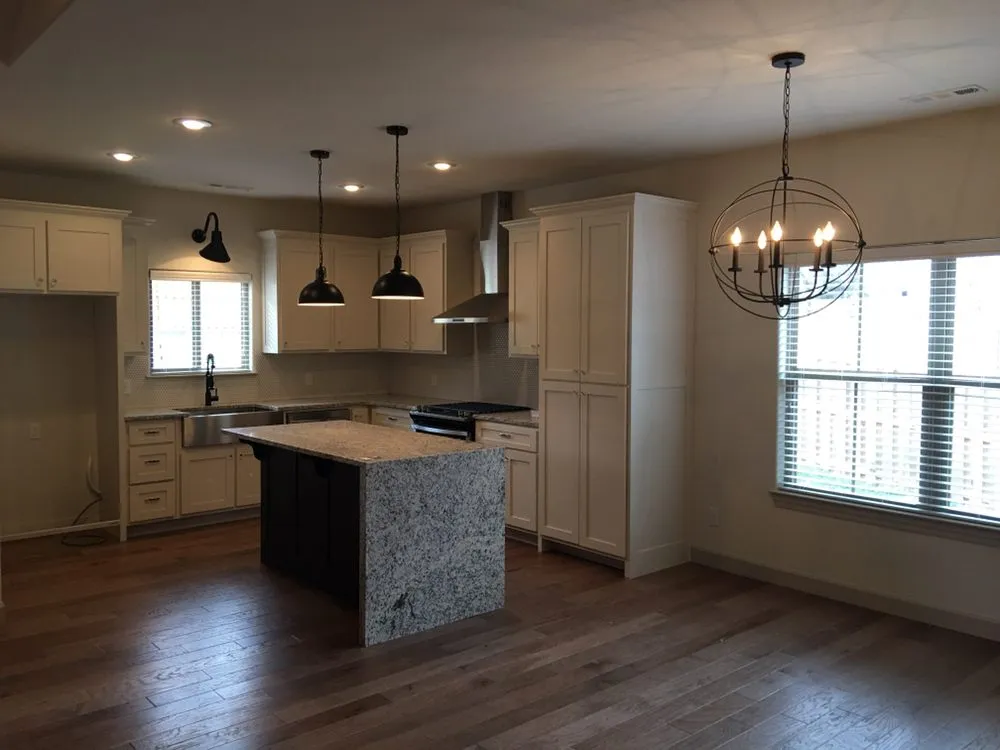 Slide of 479 Electric & Handyman Services