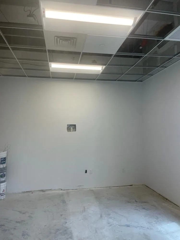 Slide of 4d Electric & Handyman