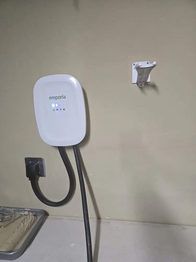 Slide of 4d Electric & Handyman