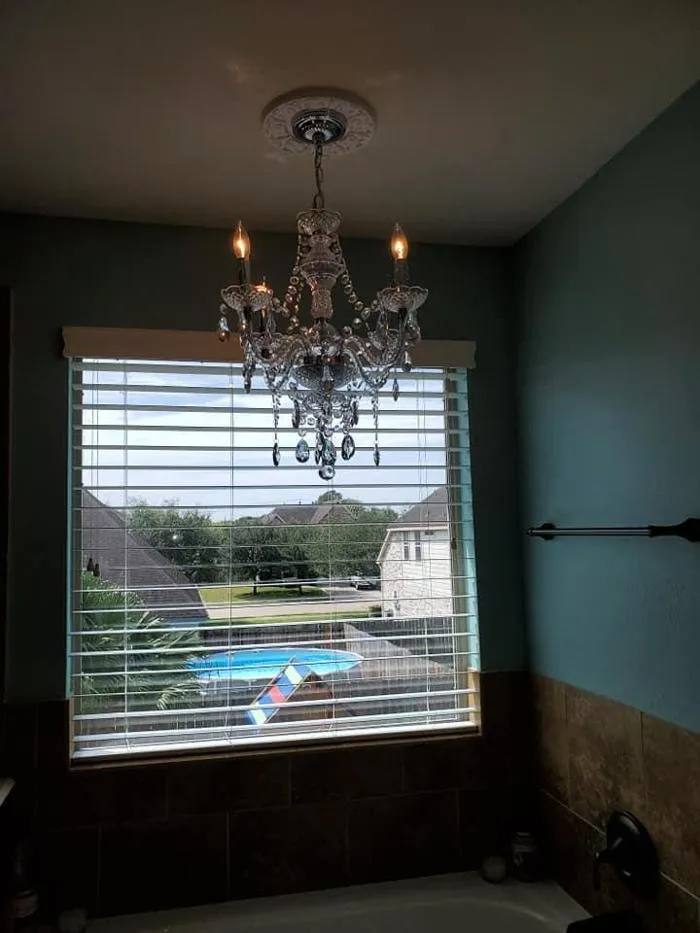 Slide of 4Eighty Electric