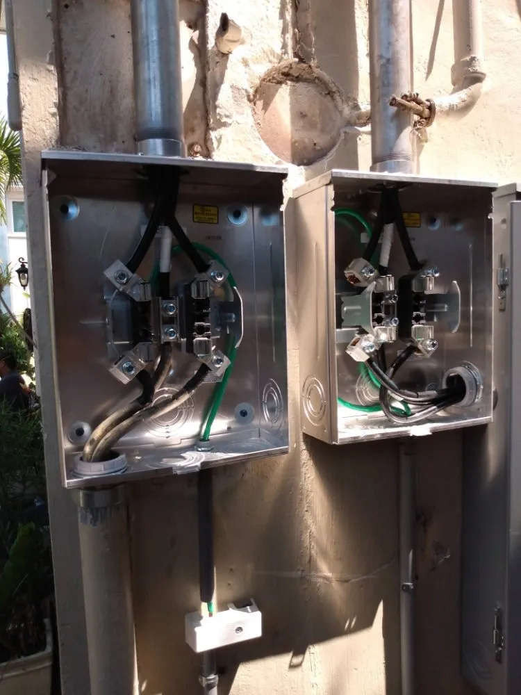 Slide of 4m & Y Services & Repair