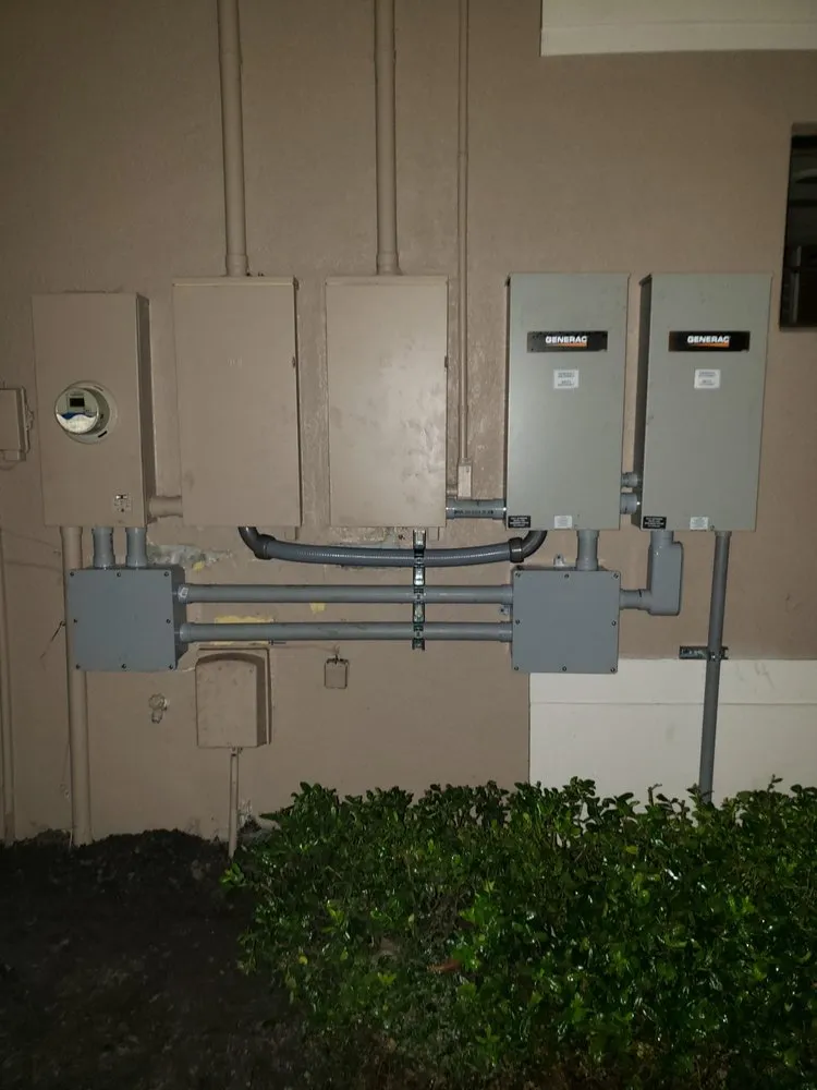 Reliable outlet and switch repair in St. Cloud, FL by 4M&J Electric