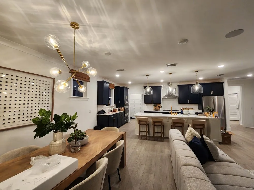 Slide of 4x4 Custom & Residential Electrician