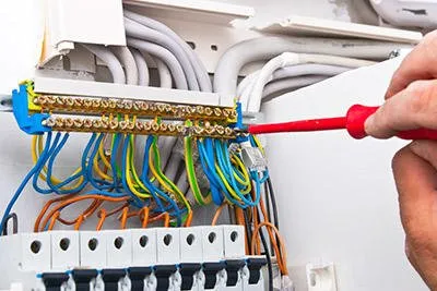 Slide of 5 Rivers Electric