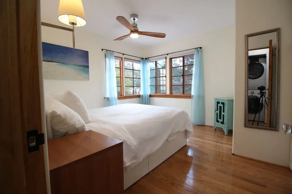 Slide of 5 Star Electric