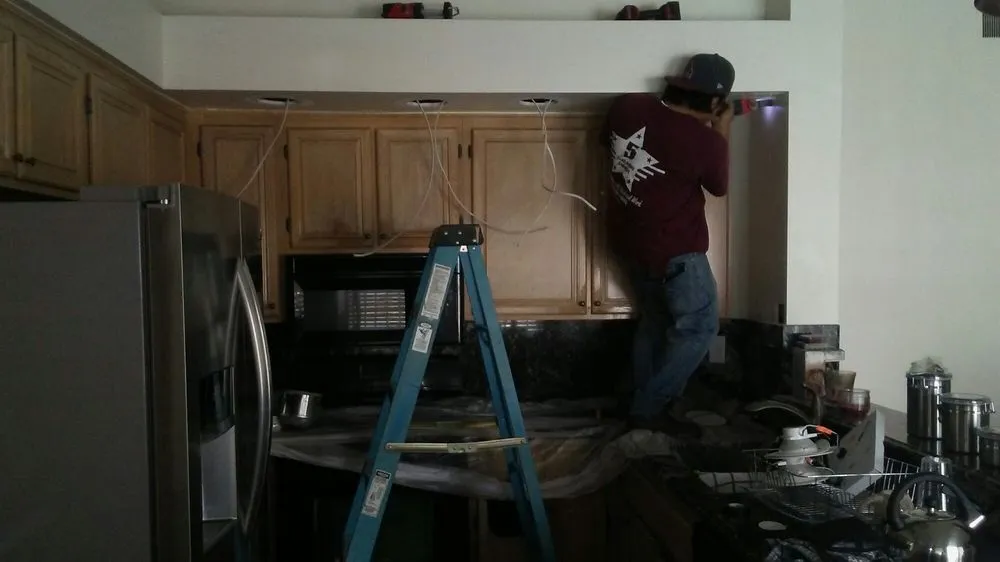 Expert electrician providing wiring installation in , 