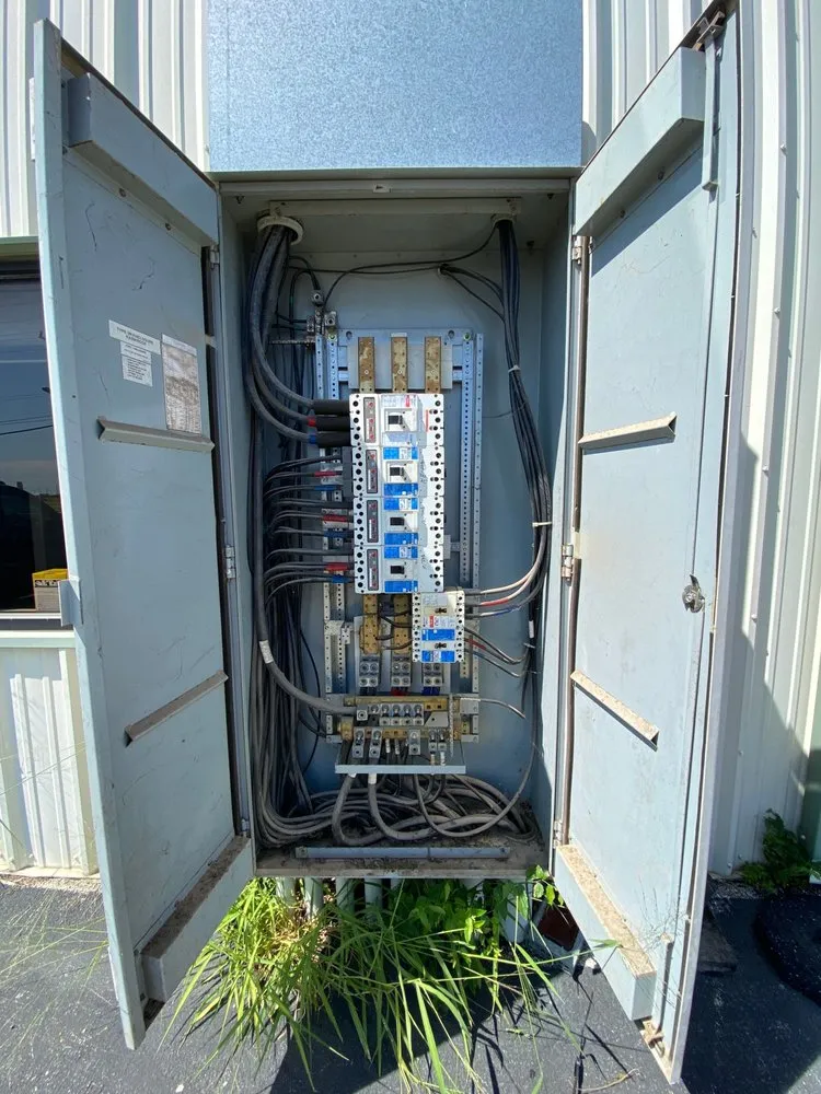 Slide of 5G Electric