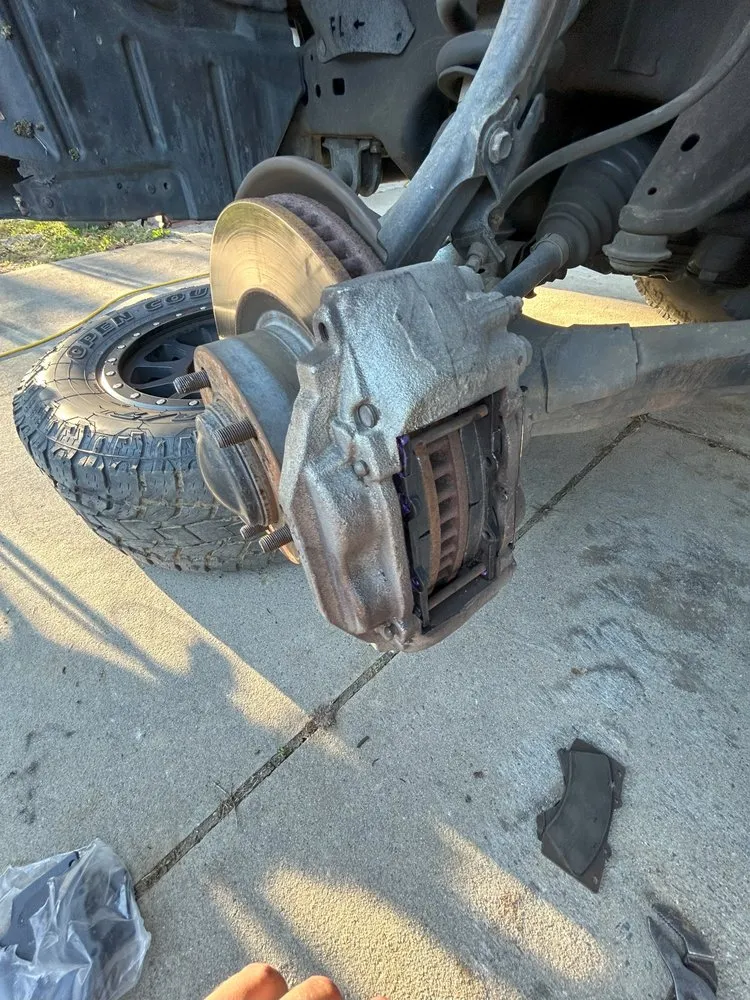 Slide of 613 Mobile Repair