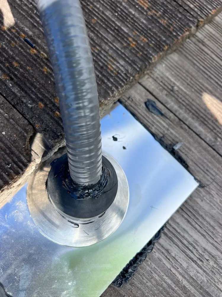 Slide of 7 Star Electric