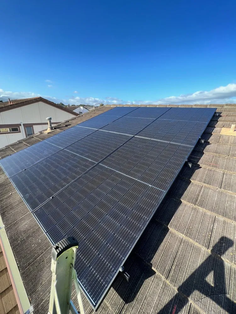 Slide of 7 Star Electric