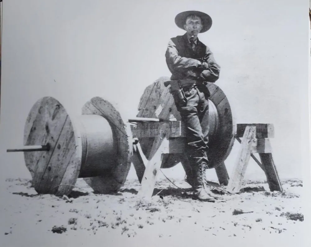 Slide of 702 Electrical Services