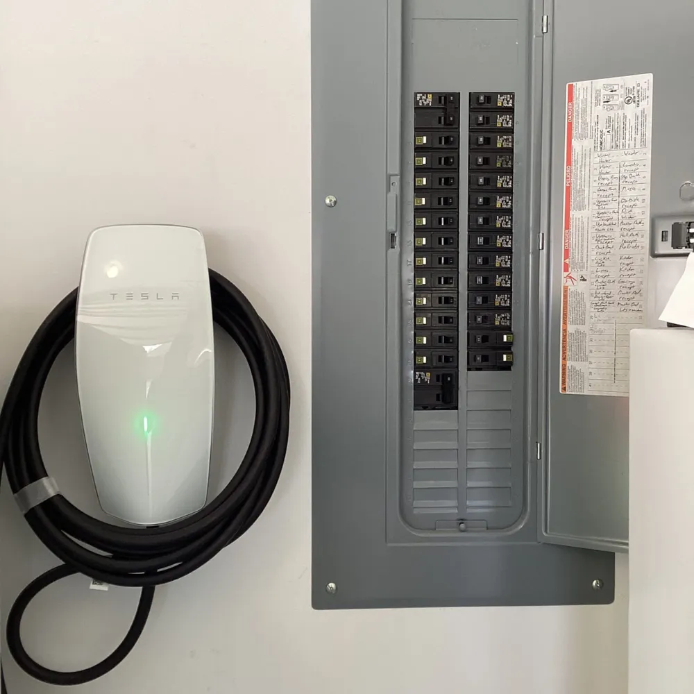 Slide of 704 Electric