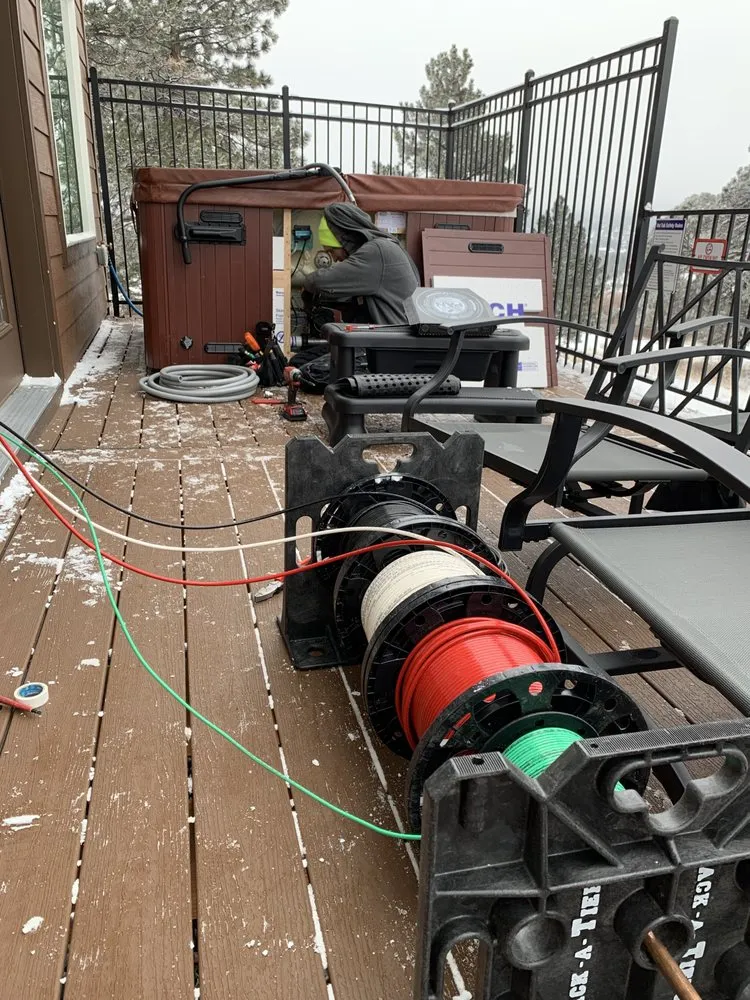 Slide of 7522 Electric