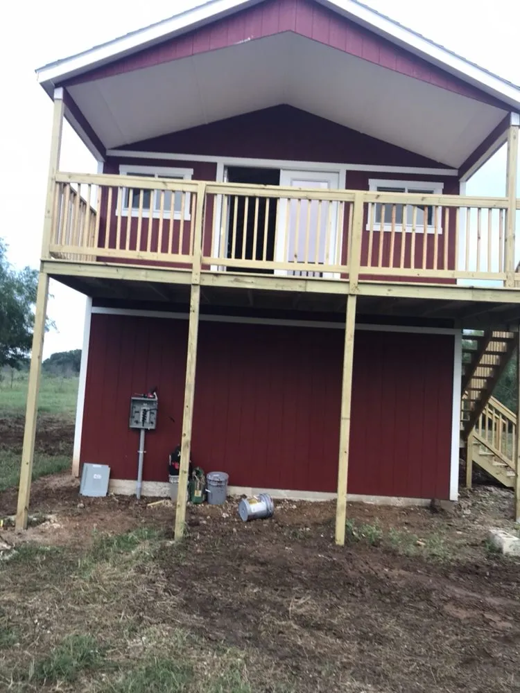 Emergency electrician providing emergency electrical service in Dale, TX - 8 Point Electrical and Lightning Maintenance