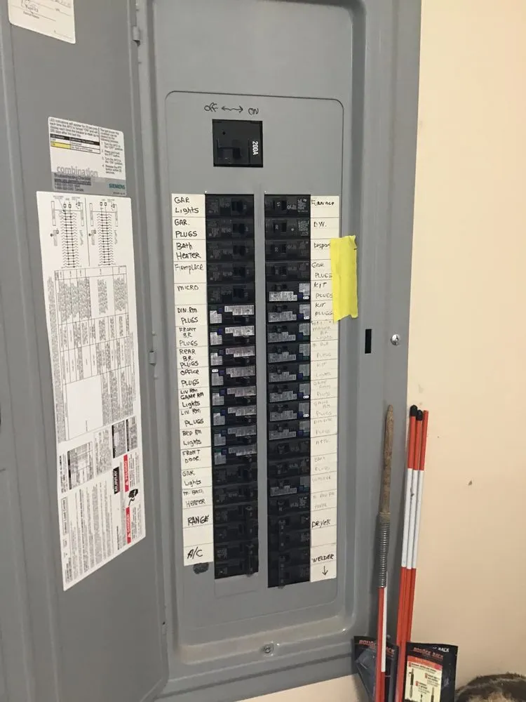 Licensed electrician providing lighting installation in Finleyville, PA - 855 Electrician