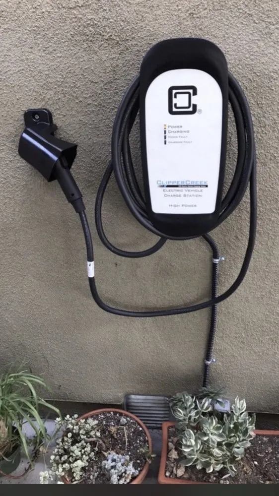 Slide of 91 Electric