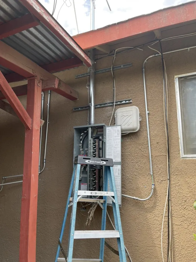 Slide of 911 Plumbing & Electric