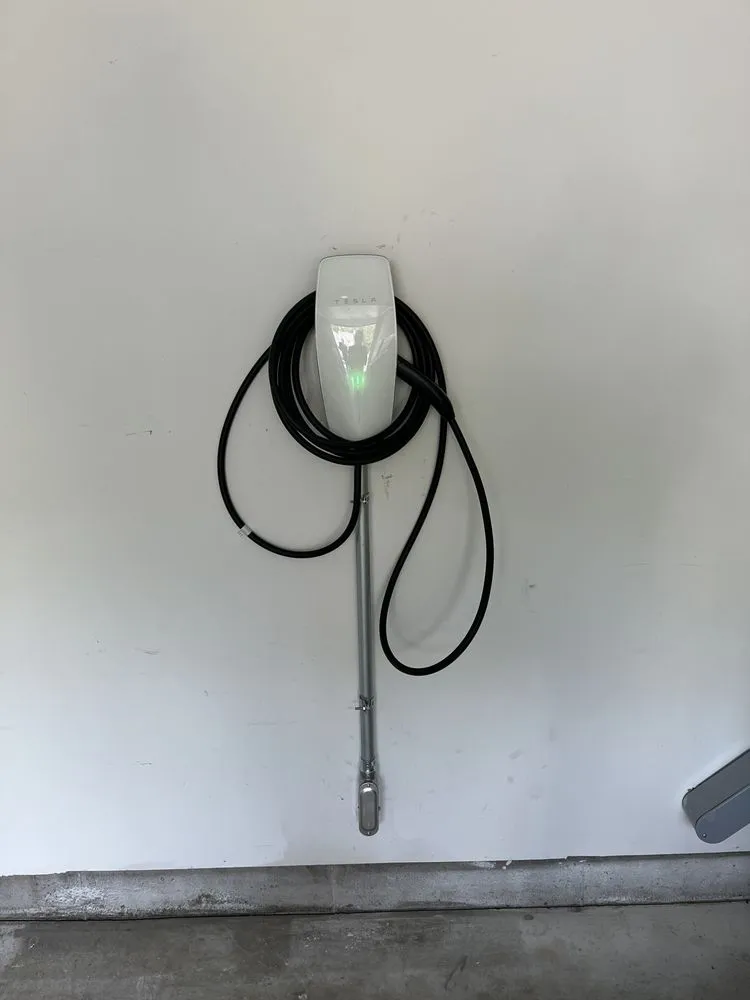 Slide of A & A Electrical Contractors