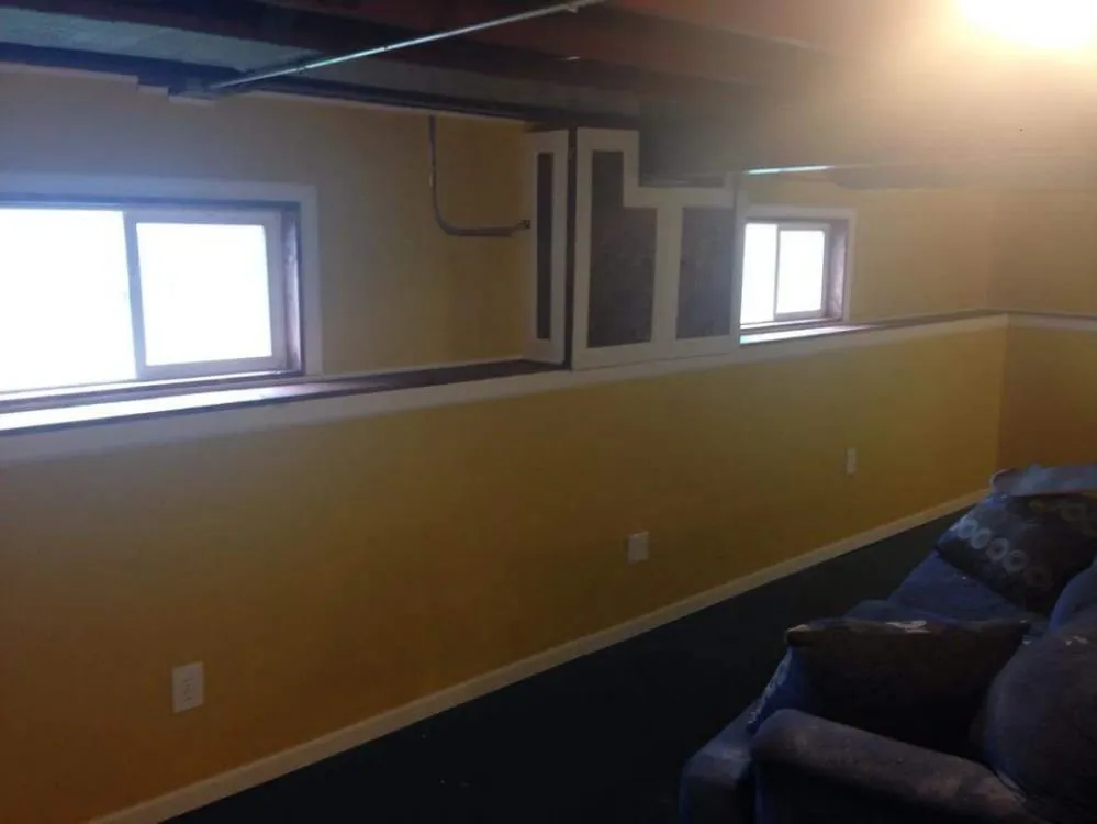 Slide of A & L electrical