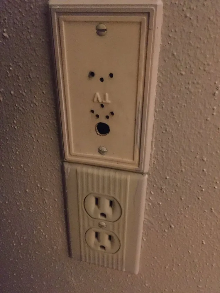 Slide of A & M Electrical Services