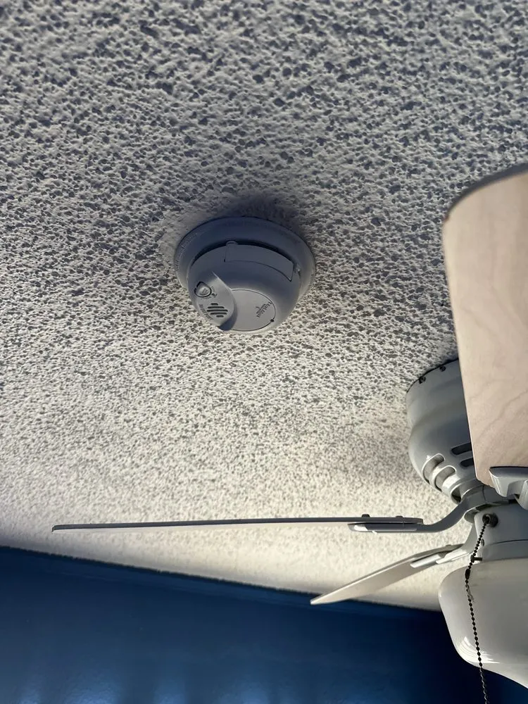 Trusted electrician providing outlet and switch repair in Montrose, CA - A & P Electric