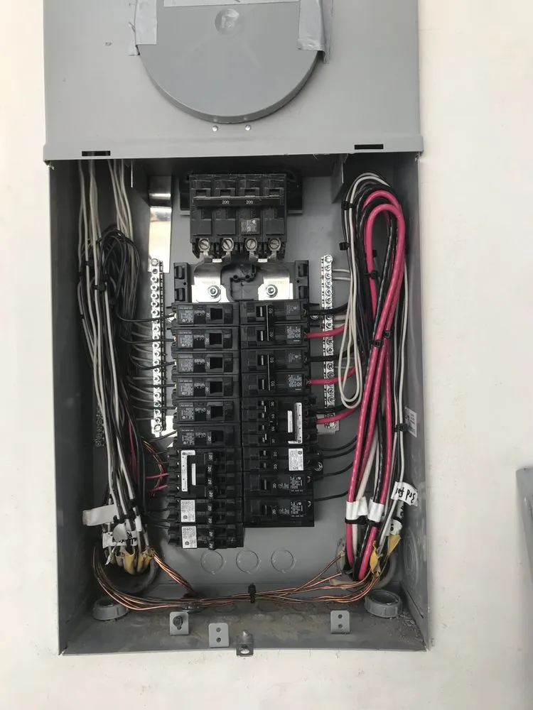 Licensed electrical repair in Montrose, CA by A & P Electric
