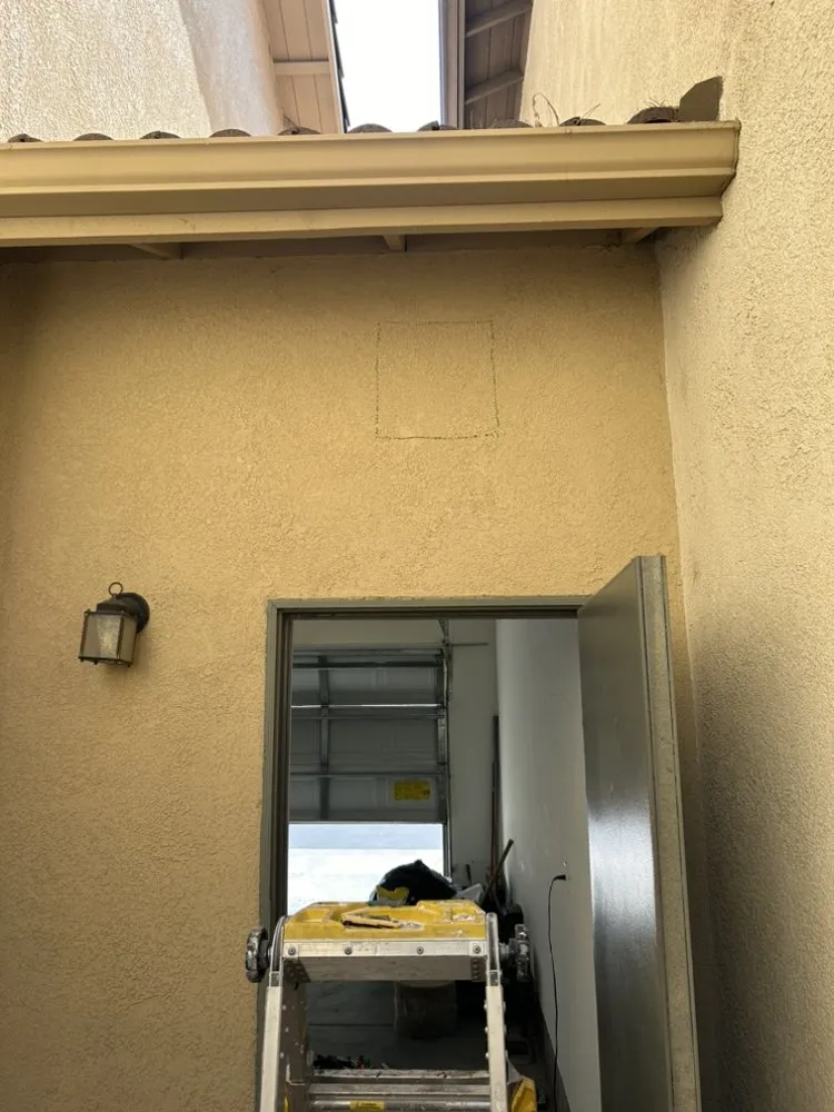 Slide of A & R  Electric and Master Tech