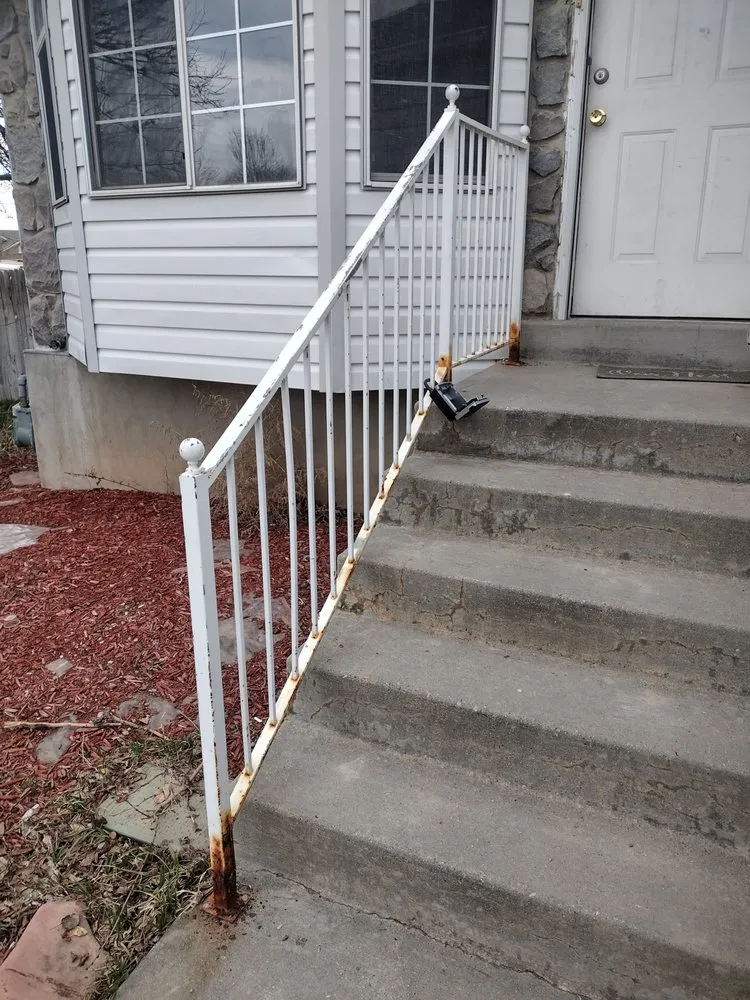 Slide of A 1 Ramos Services