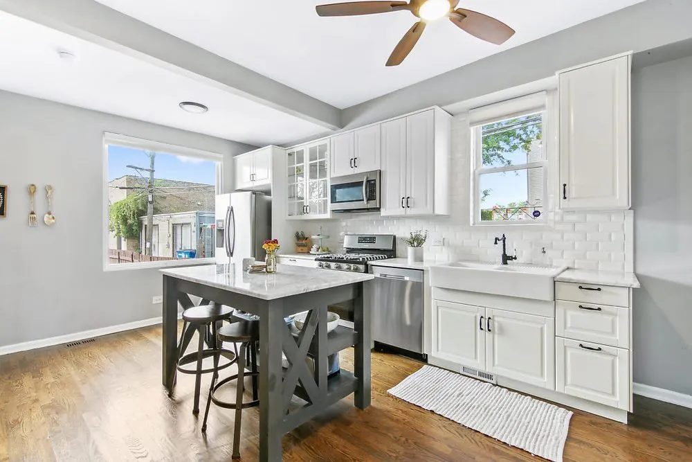 Slide of A Chicago Handyman