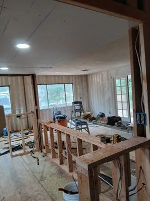 A H I Construction Logo