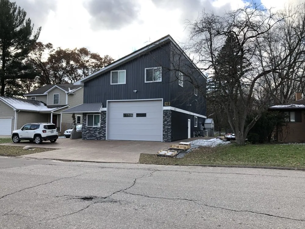 Slide of A J Leo Electric & Solar