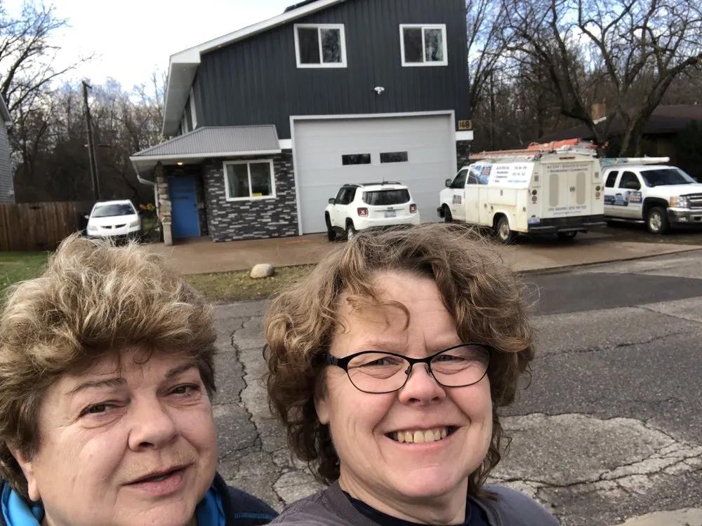 Slide of A J Leo Electric & Solar