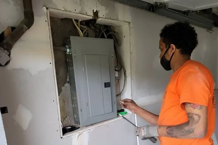 Slide of A M Electric