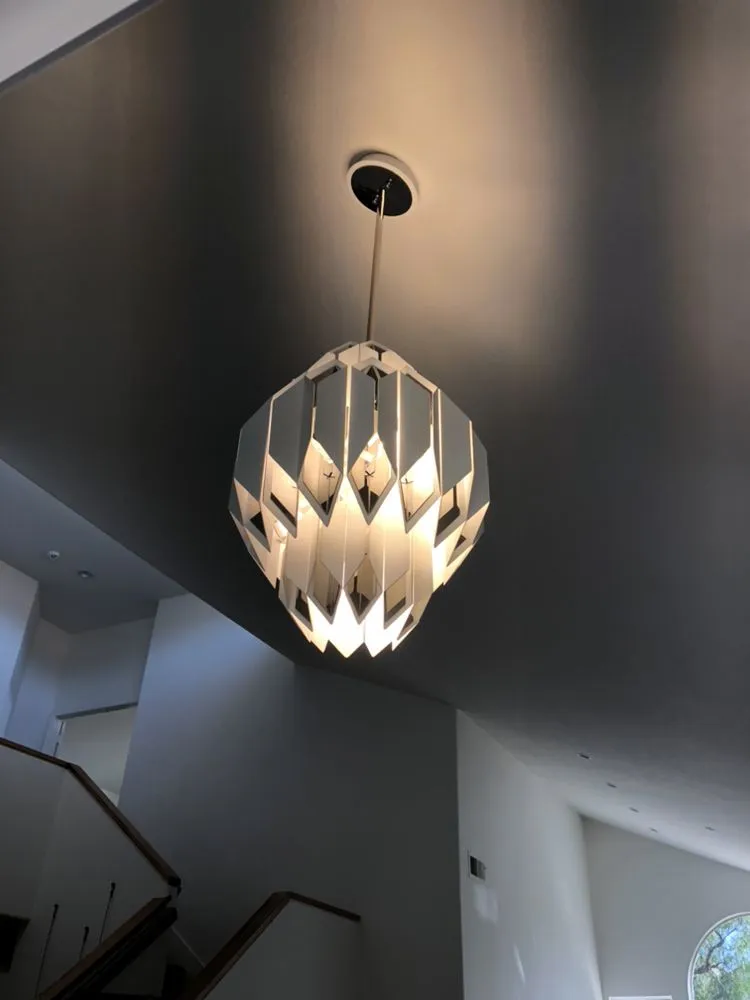 Certified electrician providing outlet and switch repair in , 