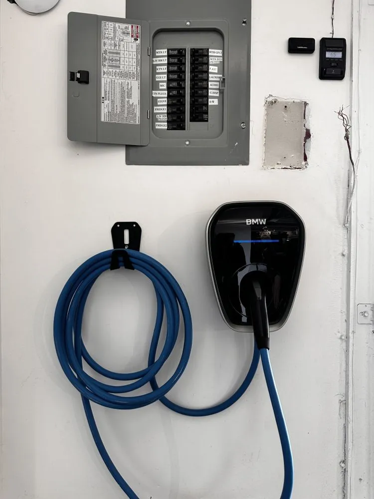 Slide of A to Z Voltage