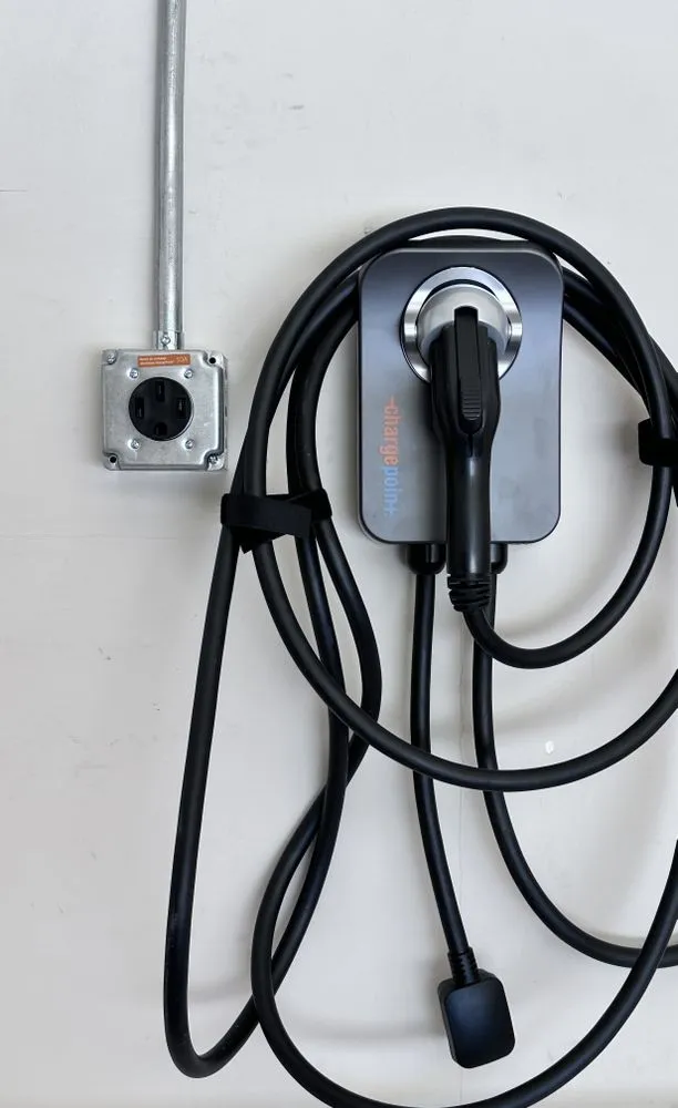 Slide of A to Z Voltage