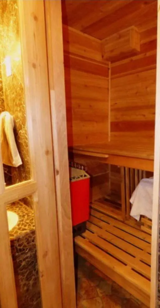 Slide of A-Z Repair and Remodeling Services