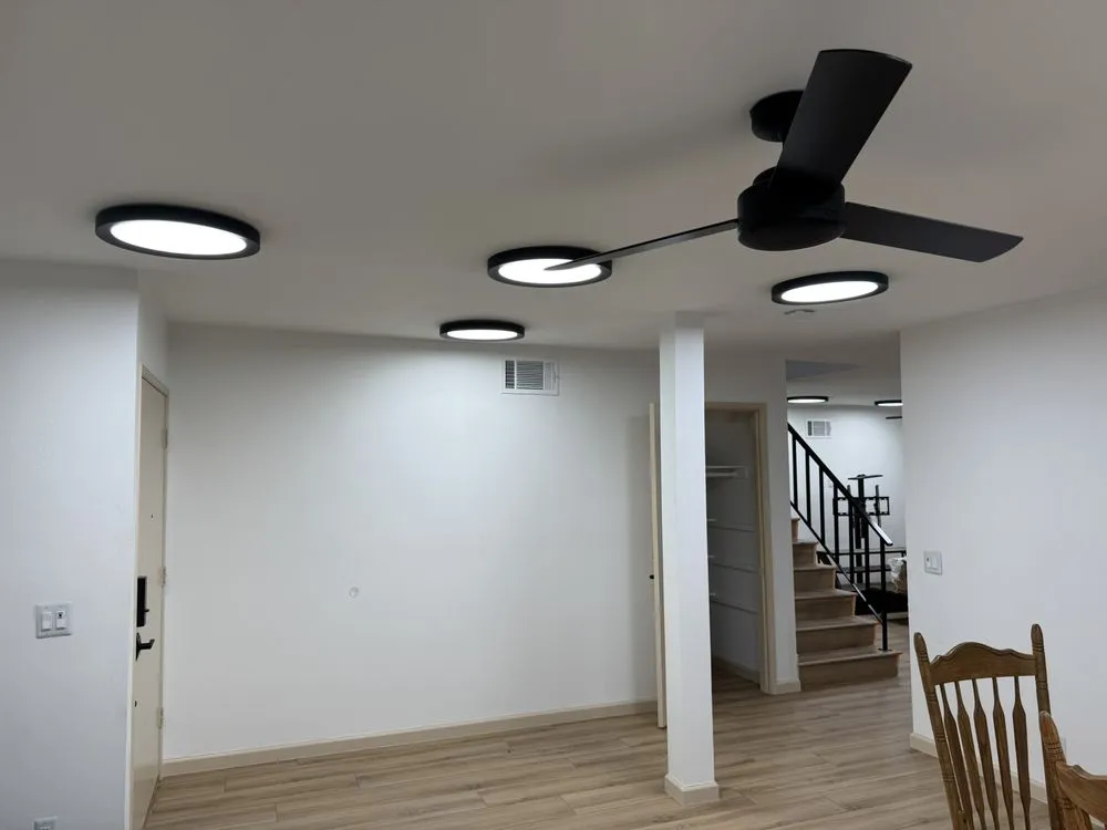 Emergency electrician providing panel upgrade in , 