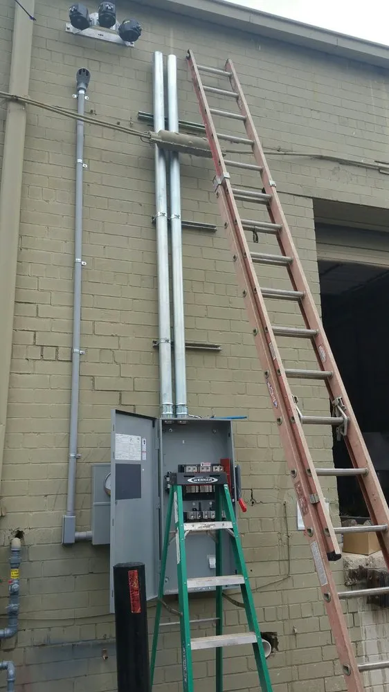 Licensed electrical repair service in Ellenwood, GA - A&A Construction and Electrical