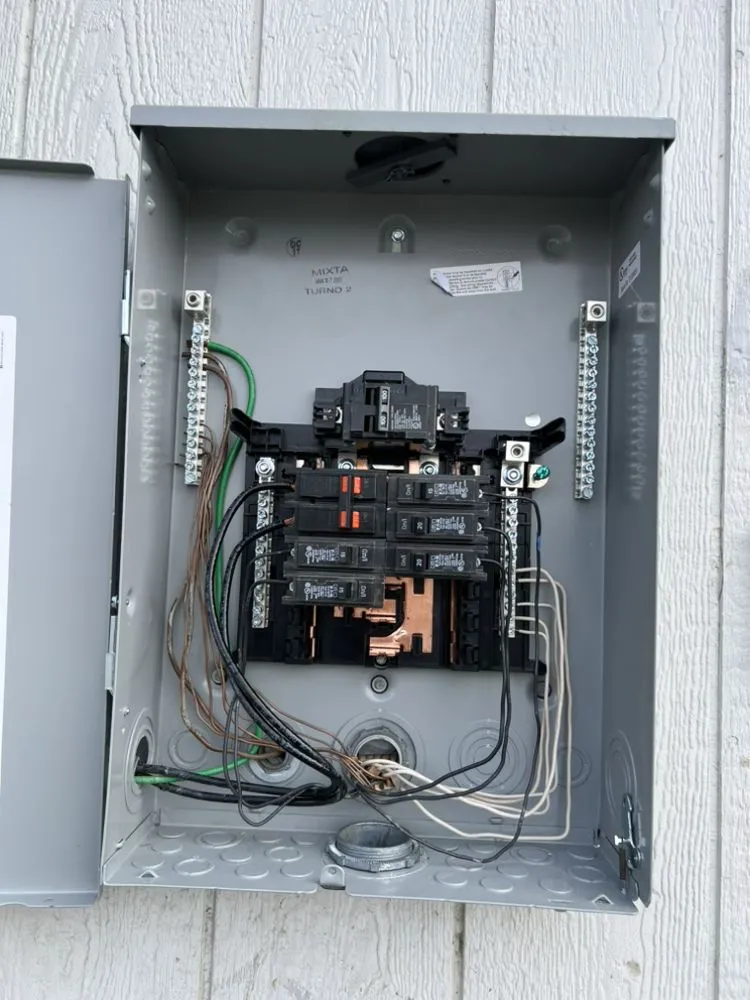 Slide of A&A Construction