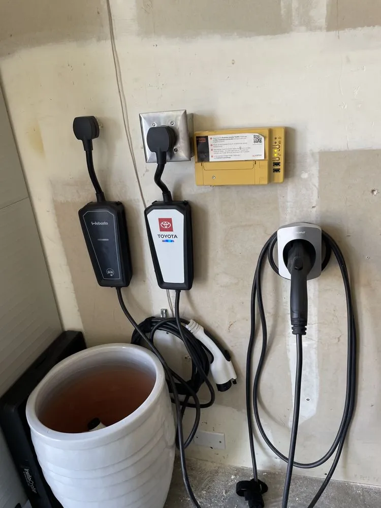 Slide of A&A Electric