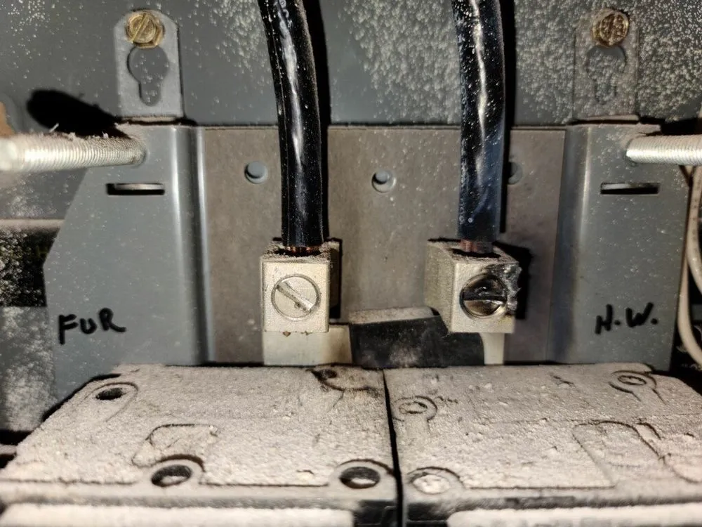 Professional circuit breaker repair service in ,  - AA Electric Company