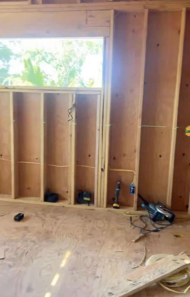 Slide of AA General Contractor