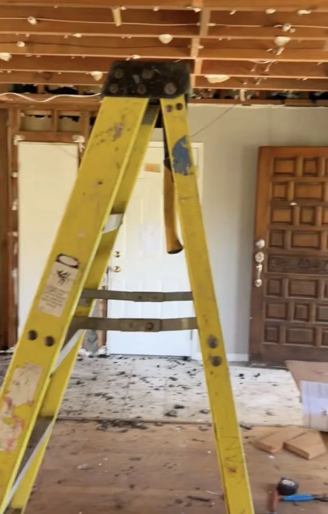 Slide of AA General Contractor