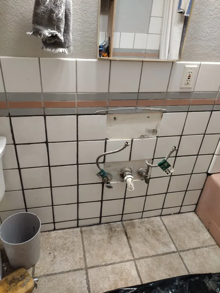 Certified electrician providing wiring installation in , 