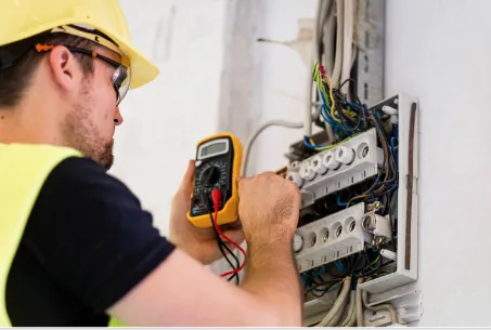 AAA Masters Electrical Contractors Logo