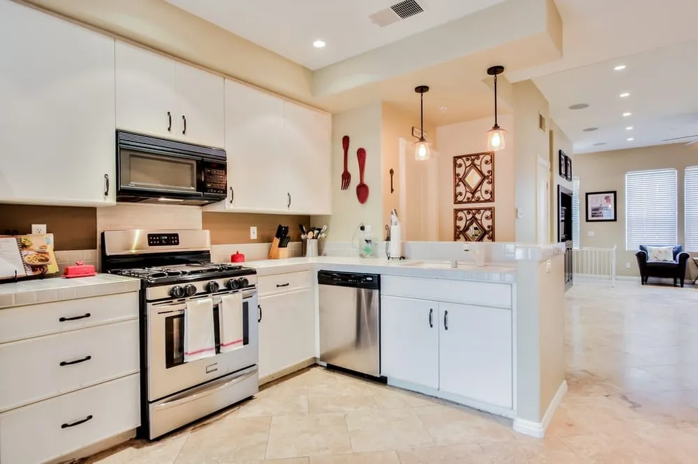 Slide of AAA Pacific Electric, inc