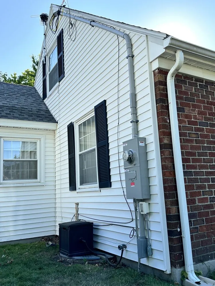 Slide of A.Adames Electrical